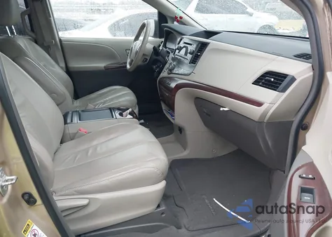 2011 Toyota Sienna Xle V6 z USA, uszkodzony, nr VIN 5TDYK3DC0BS092861